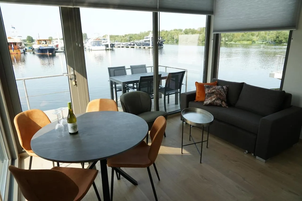 Floating Vacationhome Tenerife 마스트리흐트 펜션